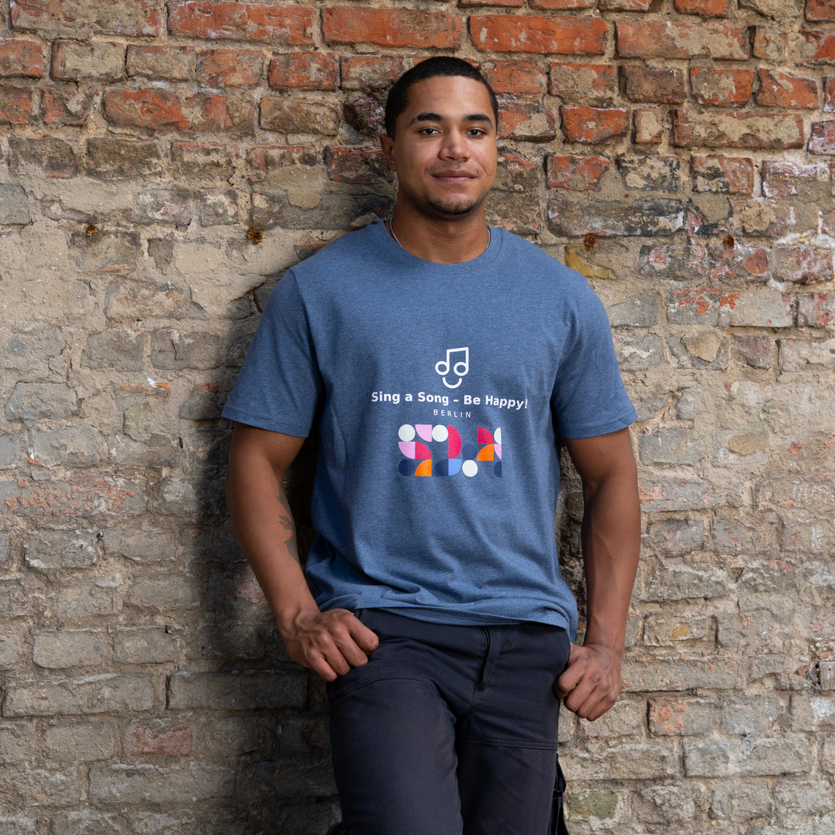 Sing a Song – Be Happy! T-Shirt Unisex Oversized Grau meliert